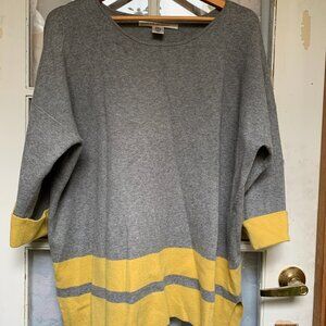 MAX STUDIO Pullover Sweater Size 2X Gray/Sunflower Yellow, 3/4 Sleeves.